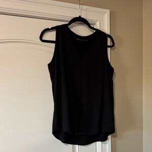 WHBM size 4 BLACK Sleeveless Shell Blouse Top lined flat front pleat in back